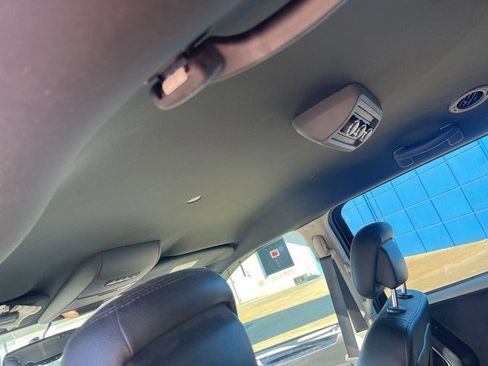 Used 2017 Dodge Grand Caravan SXT image 10