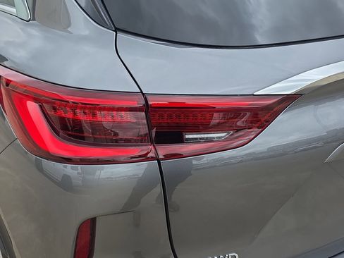 Certified 2025 INFINITI QX50 Pure image 33