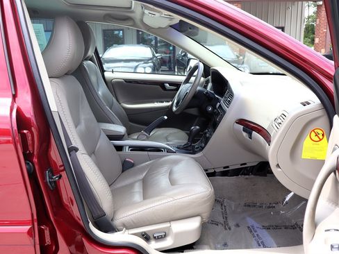 Used 2004 Volvo XC70 AWD/4WD image 18