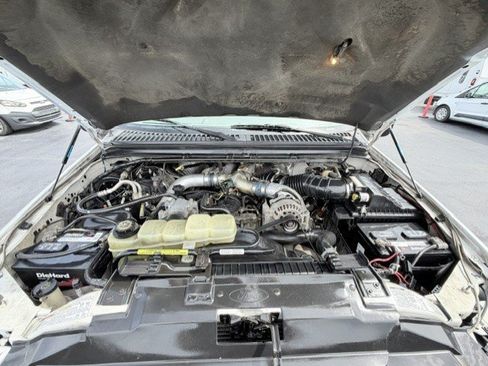 Used 2000 Ford F550 4x4 Regular Cab Super Duty image 18