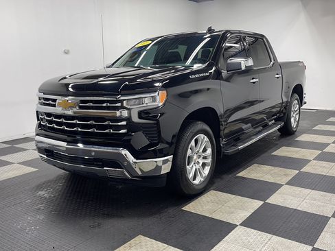 Used 2025 Chevrolet Silverado 1500 LTZ w/ LTZ Premium Package AWD/4WD image 1