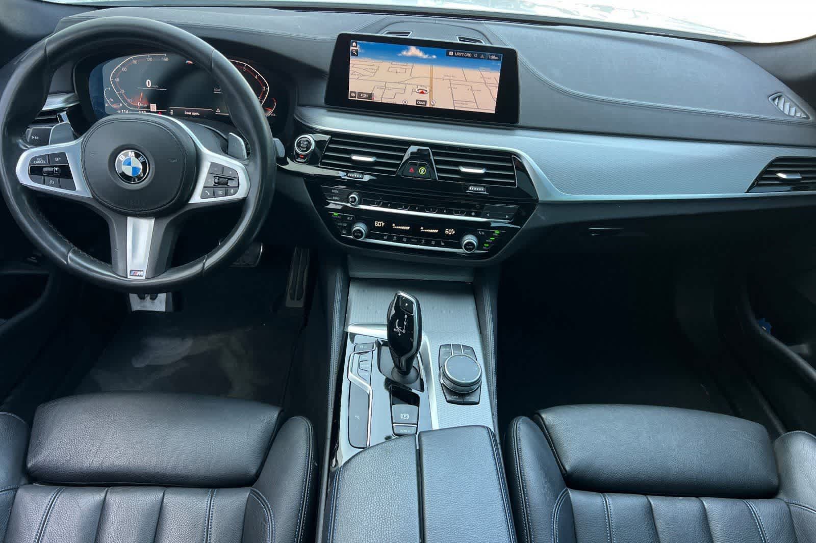 Used 2020 BMW 530i w/ M Sport Package RWD image 4