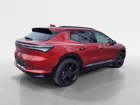 Used 2024 Chevrolet Equinox EV RS image 5