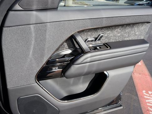 Used 2023 Land Rover Range Rover Sport SE Dynamic image 12