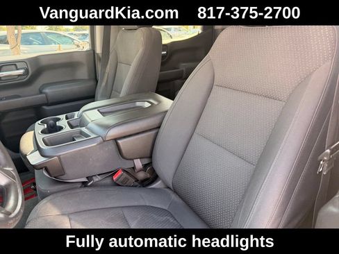 Used 2020 Chevrolet Silverado 1500 Custom w/ Custom Value Package RWD image 13