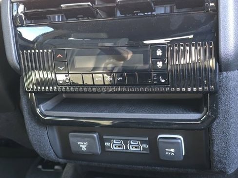 New 2026 Jeep Grand Wagoneer Limited image 36