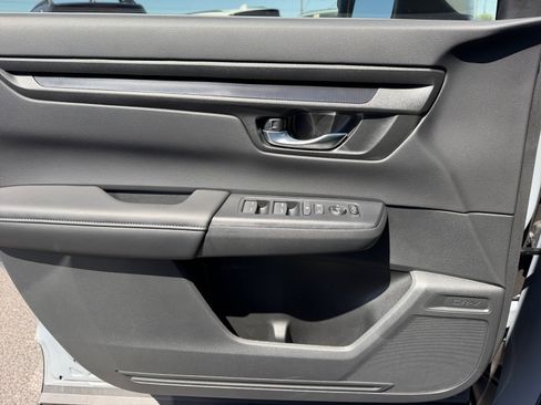 Used 2026 Honda CR-V EX image 12