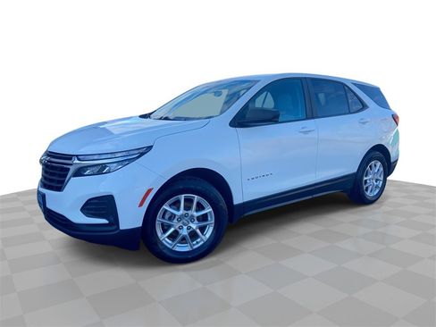 Used 2022 Chevrolet Equinox LS w/ LS Convenience Package image 1