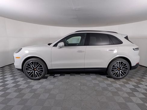 New 2026 Porsche Cayenne image 2
