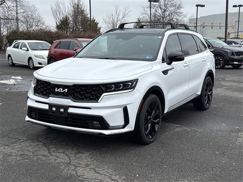 Used 2023 Kia Sorento SX image 5