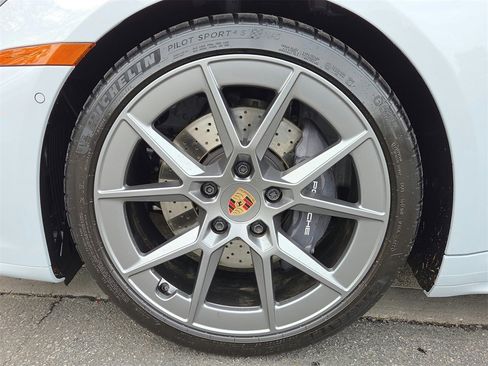 Used 2025 Porsche 911 Carrera image 21