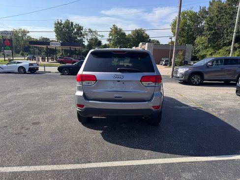 Used 2019 Jeep Grand Cherokee Limited w/ Luxury Group II AWD/4WD image 4