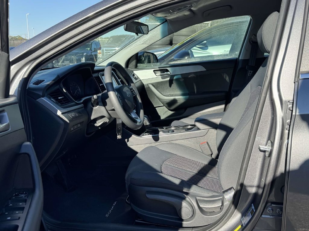 Used 2019 Hyundai Sonata ECO FWD image 16