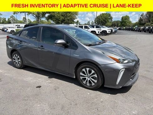 Used 2020 Toyota Prius LE AWD/4WD image 1