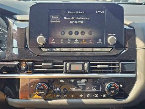 New 2025 Nissan Pathfinder SV image 12