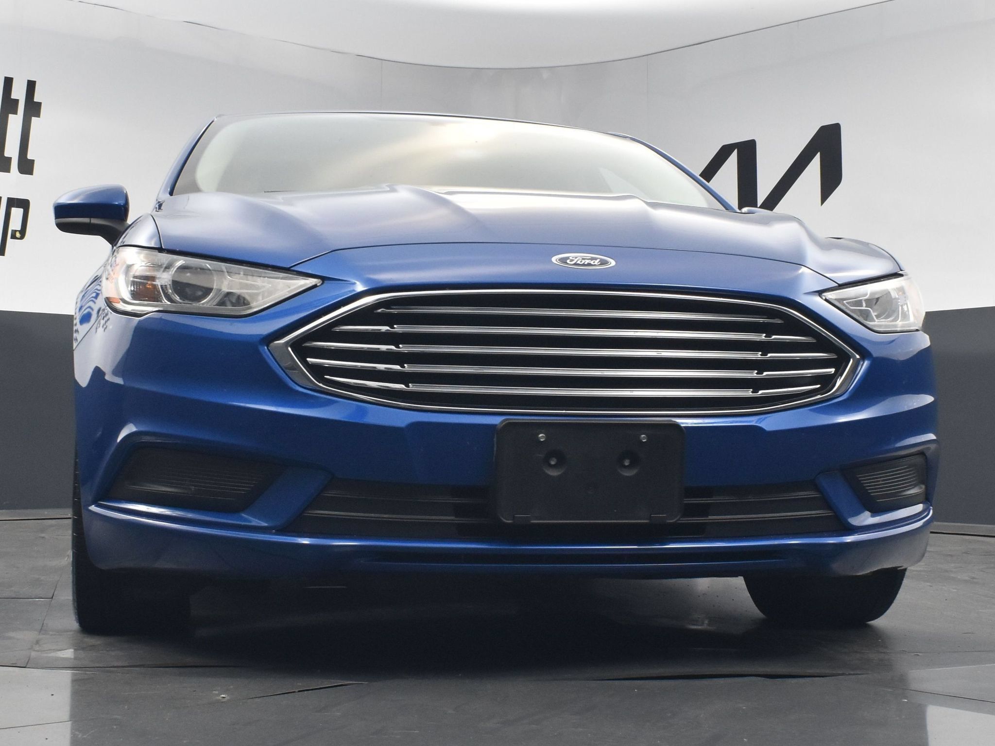 Used 2017 Ford Fusion SE w/ Fusion SE Technology Package FWD image 24