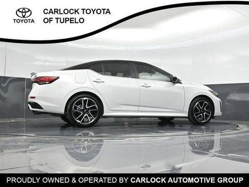 Used 2025 Nissan Sentra SR w/ SR Premium Package FWD image 48