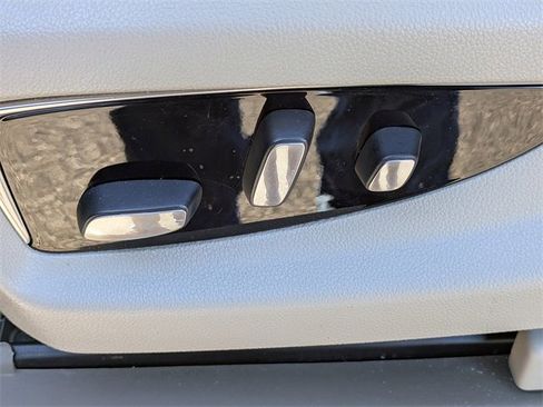 Used 2019 Cadillac Escalade Premium Luxury w/ LPO, Radiant Package image 21