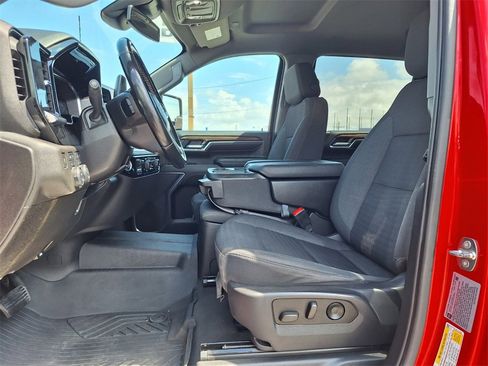 Used 2024 Chevrolet Silverado 2500 LT image 11