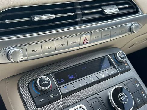 Used 2020 Hyundai Palisade Limited image 23