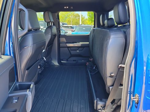 Used 2022 Ford F150 XLT w/ Equipment Group 302A High image 12