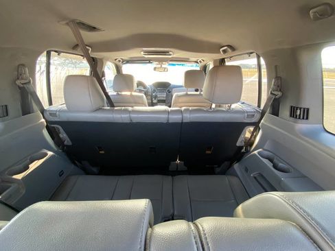 Used 2012 Honda Pilot Touring image 8