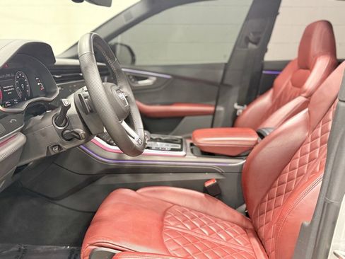 Used 2024 Audi SQ8 Prestige w/ Prestige Package image 35