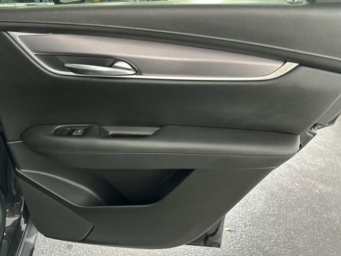 Used 2018 Cadillac XT5 Luxury w/ Driver Awareness Package image 35