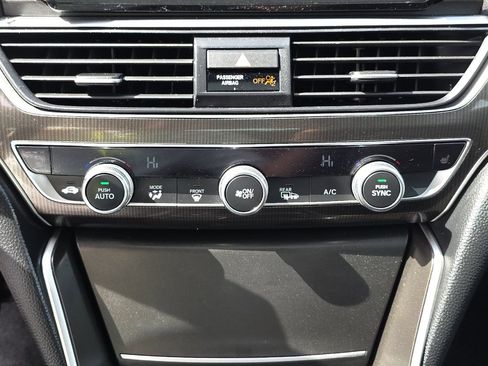 Used 2020 Honda Accord Sport image 20