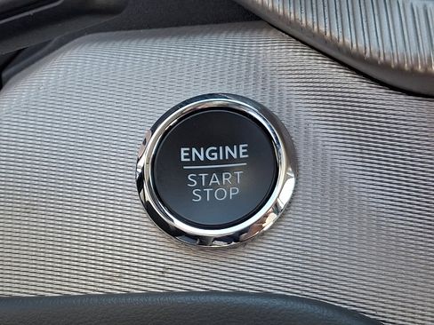 Certified 2025 Ford Explorer Active image 24