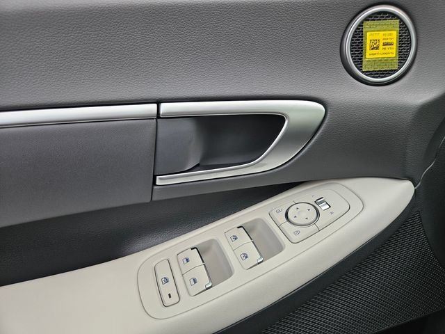Used 2026 Hyundai Sonata SEL FWD image 11