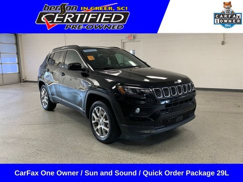 Used 2024 Jeep Compass Latitude w/ Sun and Sound Group AWD/4WD image 1