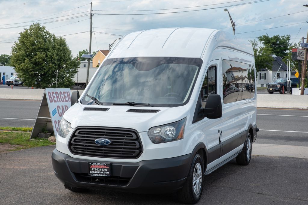 Used 2017 Ford Transit 350 XL RWD image 5