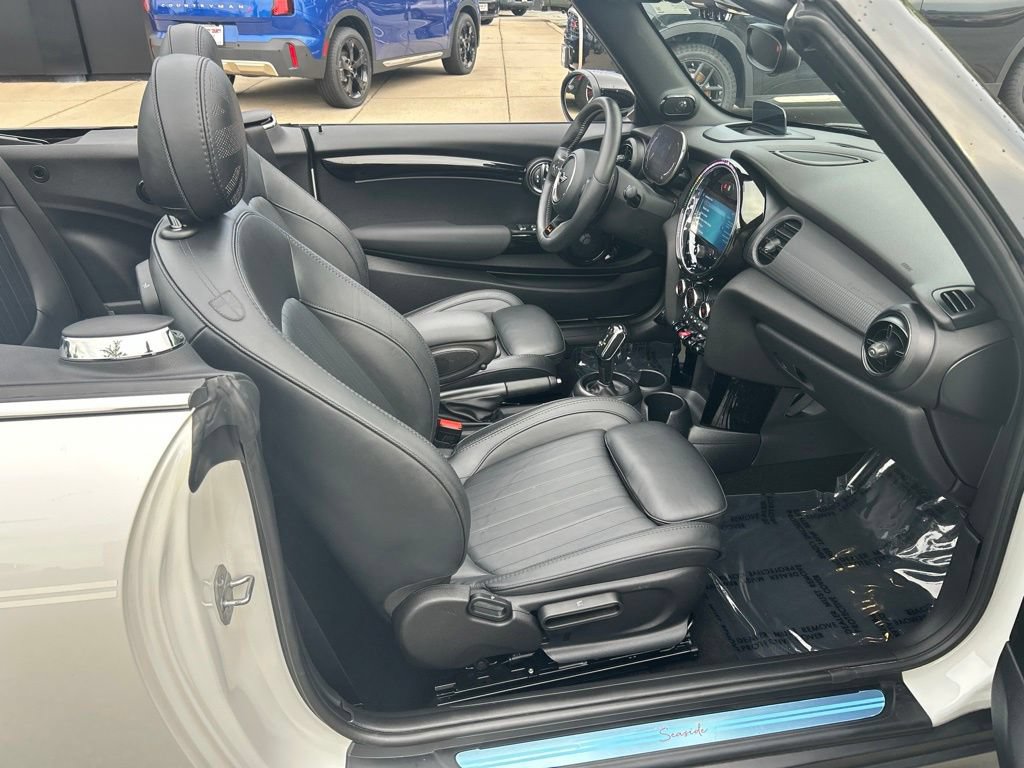 Used 2024 MINI Cooper S w/ Seaside Edition FWD image 38