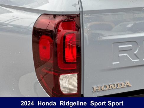 Used 2024 Honda Ridgeline Sport image 38