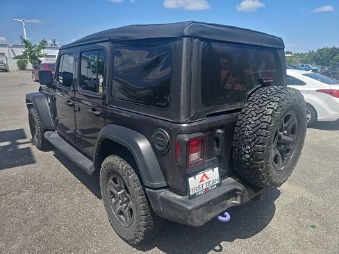Used 2021 Jeep Wrangler Unlimited Sport AWD/4WD image 7