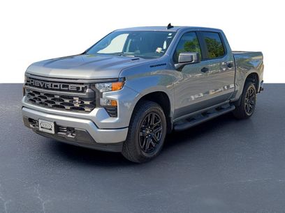 New 2026 Chevrolet Silverado 1500 Custom w/ Turbomax Blackout Package