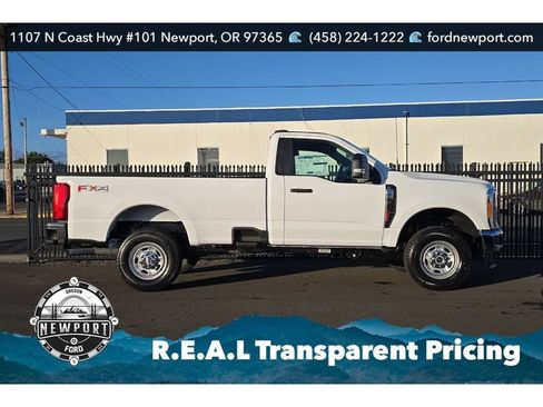 New 2026 Ford F250 XL w/ FX4 Off-Road Package AWD/4WD image 2
