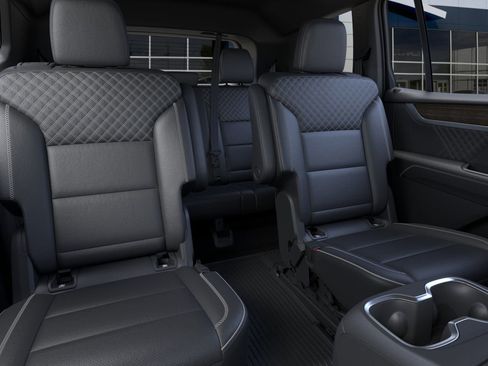 New 2026 GMC Acadia Denali w/ Super Cruise Package image 17