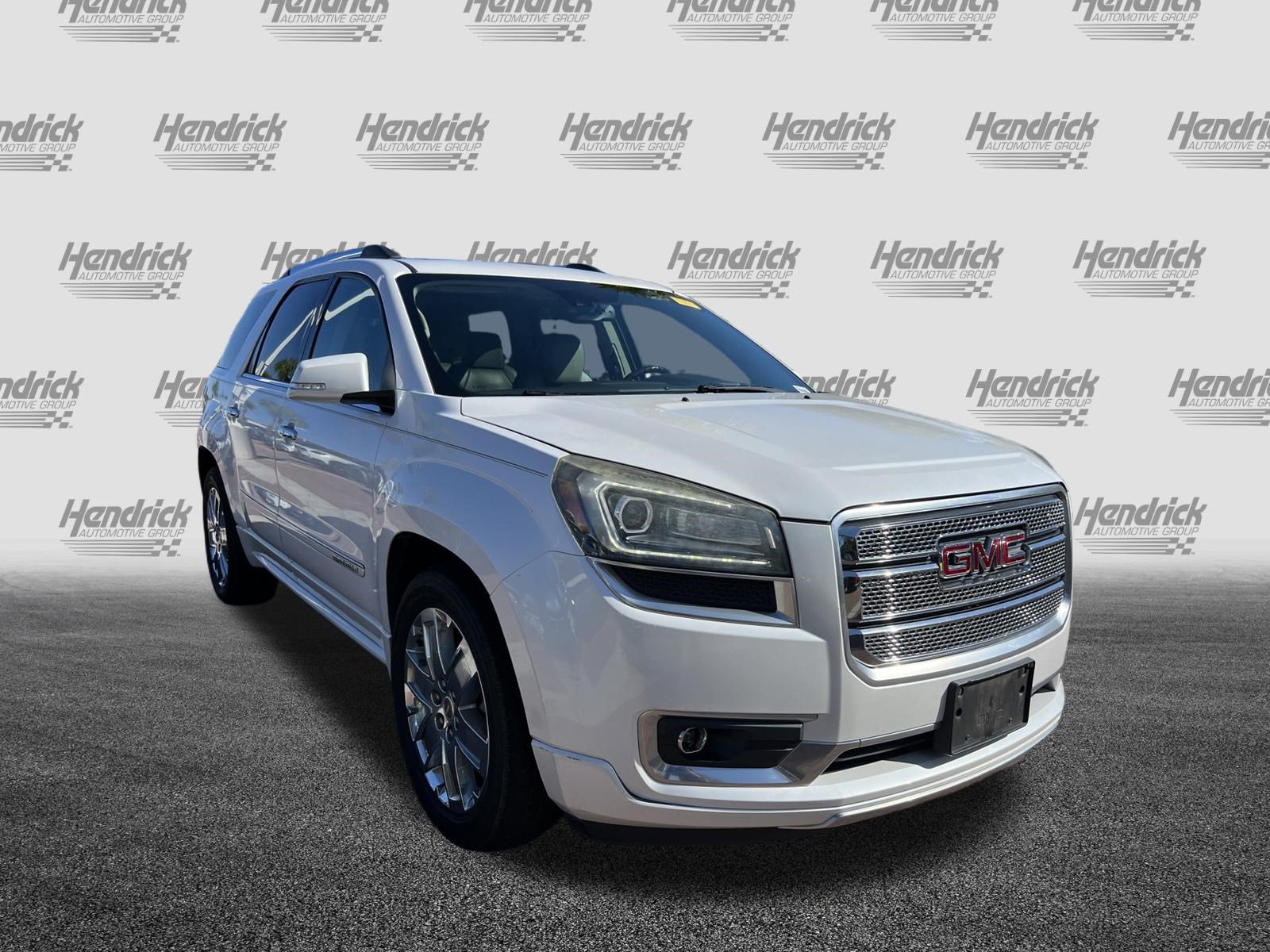 Used 2016 GMC Acadia Denali FWD image 2