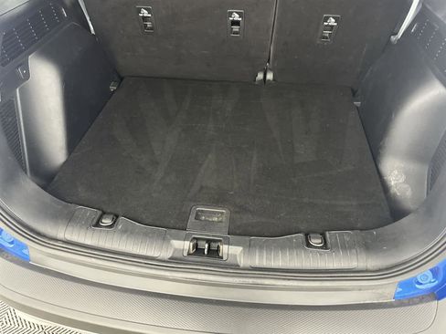 Used 2020 Ford Escape SE image 14