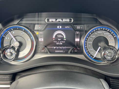 Used 2019 RAM 2500 Limited image 13