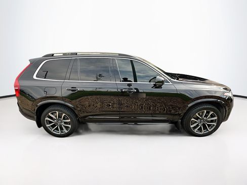 Used 2018 Volvo XC90 T5 Momentum w/ Convenience Package AWD/4WD image 10