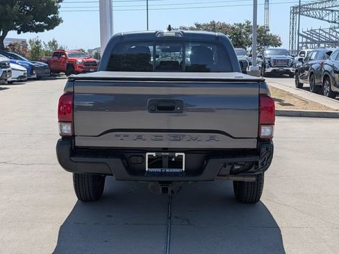 Used 2022 Toyota Tacoma SR AWD/4WD image 7
