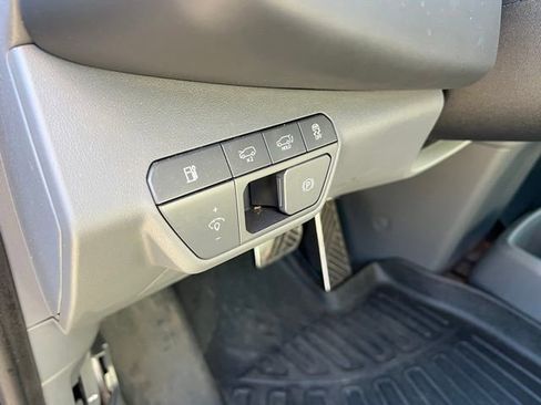 Used 2024 Kia EV9 GT-Line image 19