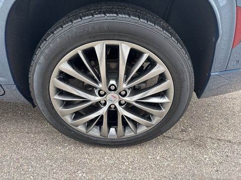 Certified 2025 Buick Enclave Avenir w/ Super Cruise Package image 9