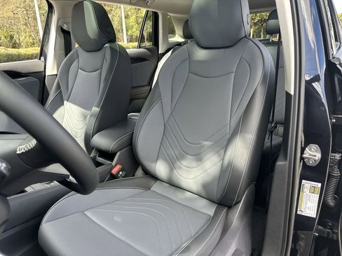 New 2026 Volkswagen Tiguan SE image 11