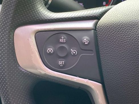 Used 2022 GMC Acadia SLE FWD image 21