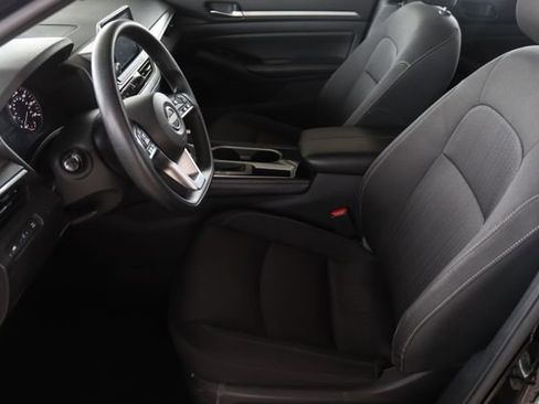 Used 2023 Nissan Altima 2.5 SV image 8