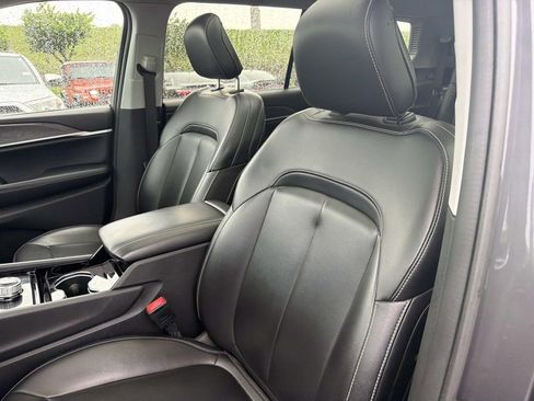 Used 2023 Jeep Grand Cherokee L Limited RWD image 24